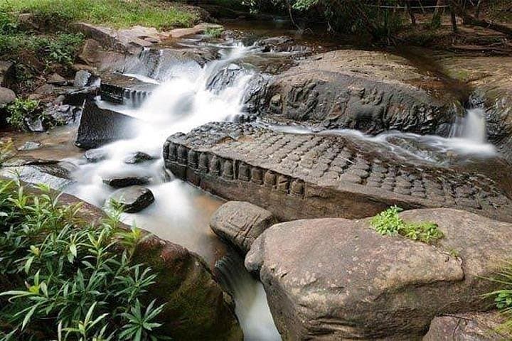 Phnom Kulen Day Trip: 1000 Linga River, Reclining Buddha & Waterfall from Siem Reap photo 2