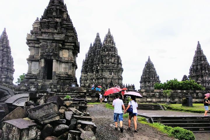 Merapi Volcano Jeep Adventure and Sunset at Ijo Temple photo 6