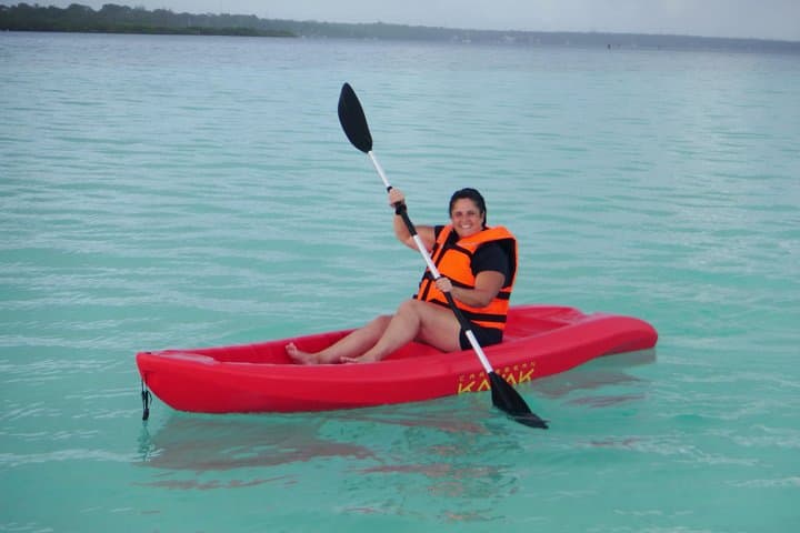 Bacalar Sunrise Paddle: Kayak & SUP Tour in the Lagoon of Seven Colors photo 4