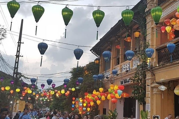 Marble Mountain to Hoi An: Sampan Lantern Ride & Night Market Half-Day Tour photo 3