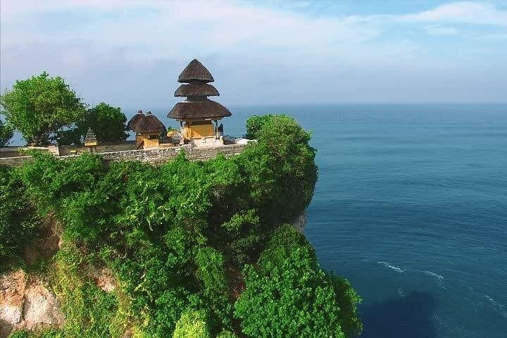 Uluwatu Sunset, Kecak Fire Dance & Jimbaran Seafood: Private Evening Tour in Bali photo 3