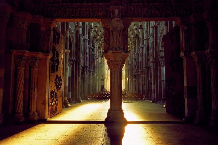 Summer Solstice at the Basilica of Vézelay: Light-Architecture Tour photo 4