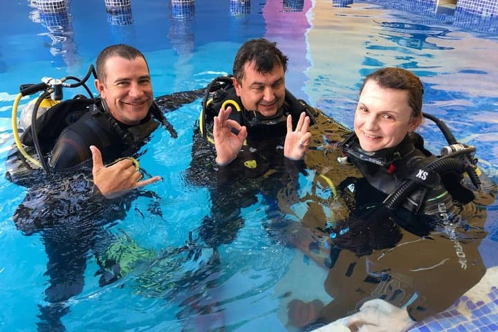 PADI Rescue Diver Course in Playa del Carmen: Train for Real-World Dive Emergencies photo 4