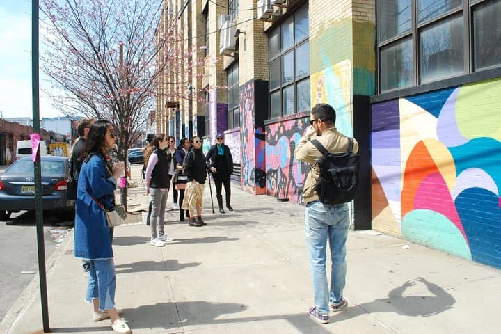 DUMBO Street Art, Drinks & Manhattan Views — 2‑Hour Brooklyn Walk photo 6