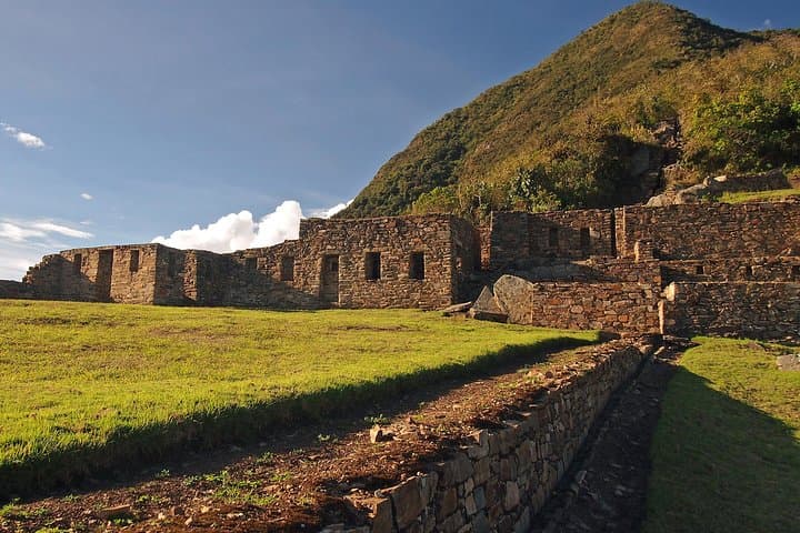 Choquequirao 4-Day Trek: Remote Inca Citadel Above the Apurímac Canyon photo 2