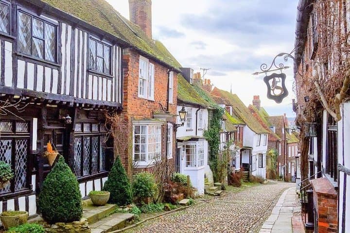 Secrets of Rye: Private Blue Badge Guided Walk of Smuggling, Castles & Historic Inns