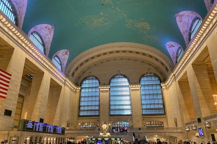 Inside Grand Central: Private Walking Tour of NYC’s Transit Palace photo 3