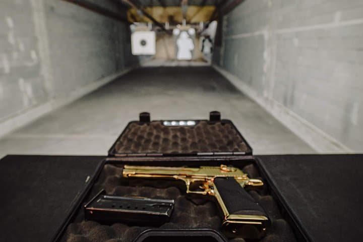 Indoor Shooting Range in Warsaw — Package 2 Full-Auto and Pistol Experience photo 2