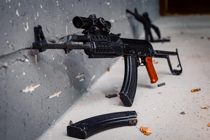 Indoor Shooting Range in Warsaw — Package 2 Full-Auto and Pistol Experience
