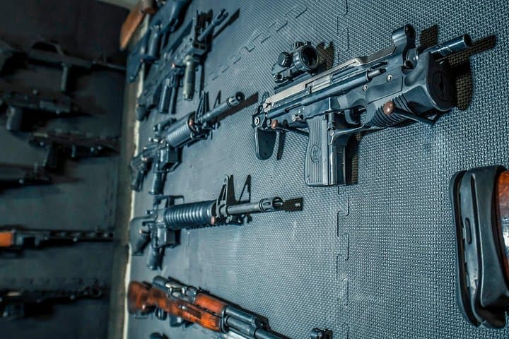 Indoor Shooting Range in Warsaw — Package 2 Full-Auto and Pistol Experience photo 6