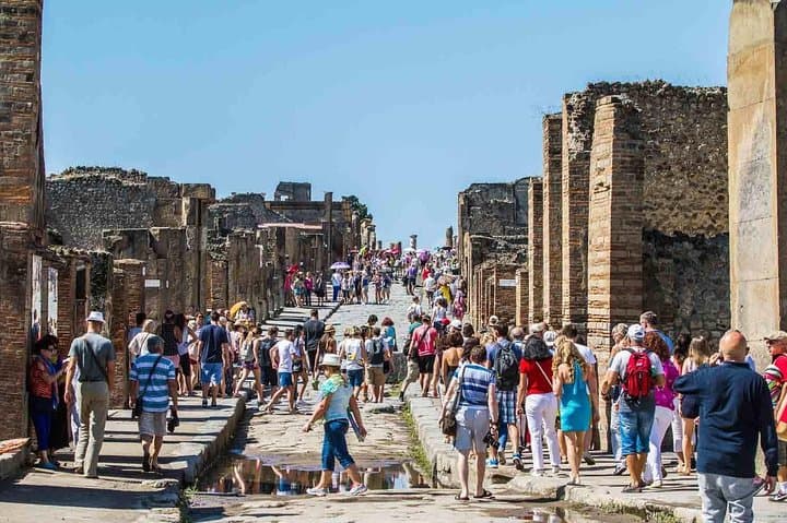 Pompeii, Herculaneum & Vesuvius: Private Day Tour from Naples photo 5