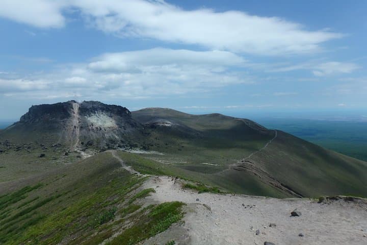 Hike Mount Tarumae: Crater-Rim Views Over Lake Shikotsu photo 4