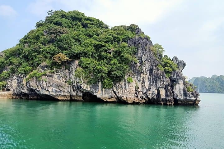 Halong Bay Day Trip: Hiking Ti Top, Kayaking Luon Cave & Exploring Sung Sot photo 2
