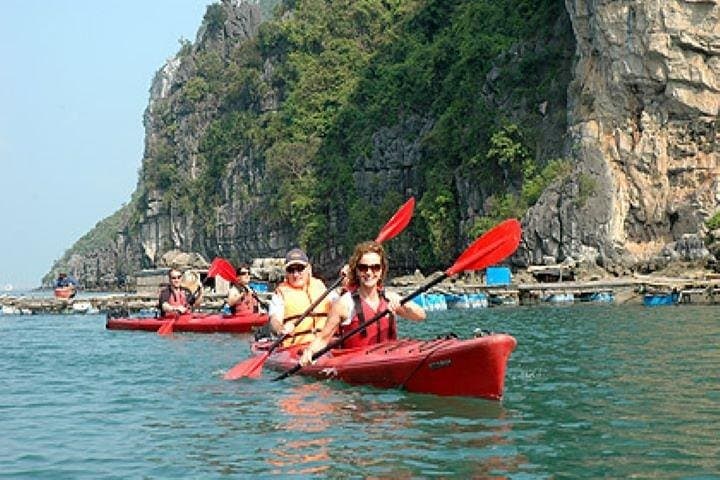 Luxury 3-Day Bai Tu Long Bay Cruise Aboard the Dragon Pearl Junk photo 3