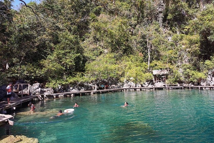 Private Coron Tour A: Kayangan Lake, Coral Garden & White Beach Day Trip photo 3