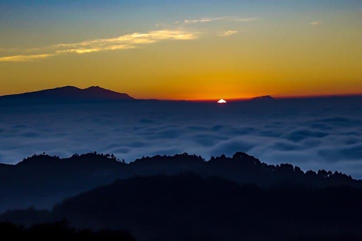 Nagarkot Sunrise & Changu Narayan Hike from Kathmandu photo 2