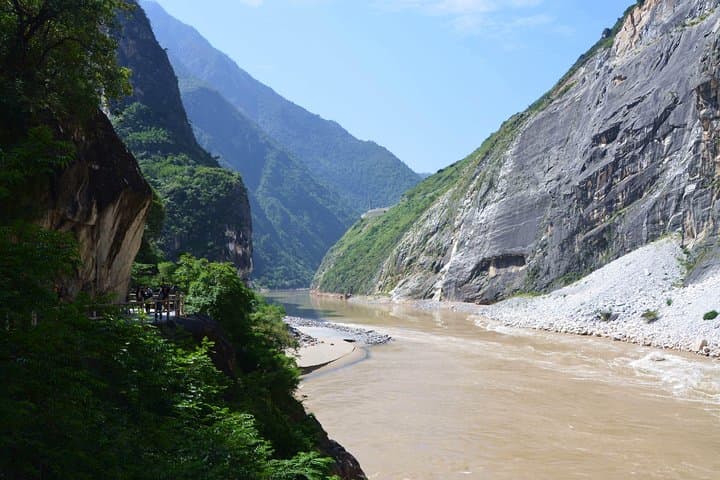 Tiger Leaping Gorge Upper Trail: Half-Day Private Tour from Lijiang photo 5