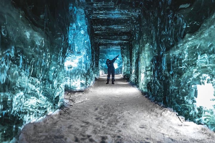 Ice Cave and Snowmobile Tour from Gullfoss — Langjökull Glacier Snowmobile Adventure