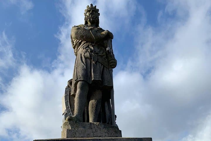 Private Edinburgh Shore Excursion: Stirling Castle, Bannockburn & Wallace Monument Driving Tour photo 2