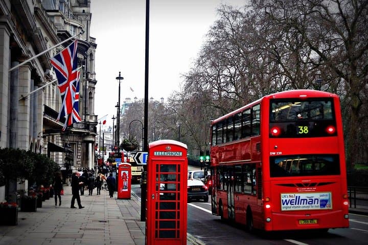 London Layover Tour from LHR: 6-Hour Private Chauffeured Highlights photo 3