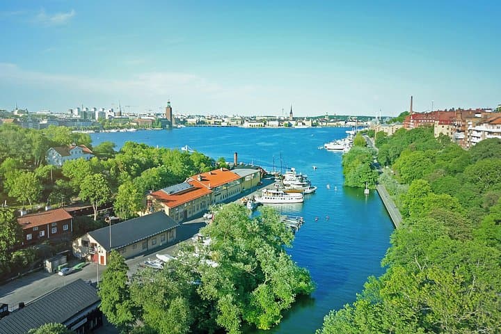 Central Stockholm Self-Guided Kayak Adventure: Tandem Kayak on Södermalm Canals photo 6