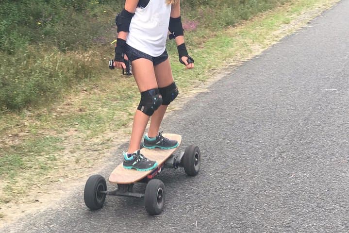 Electric Skateboard Cross Through the Landes Forest and Atlantic Coast photo 5