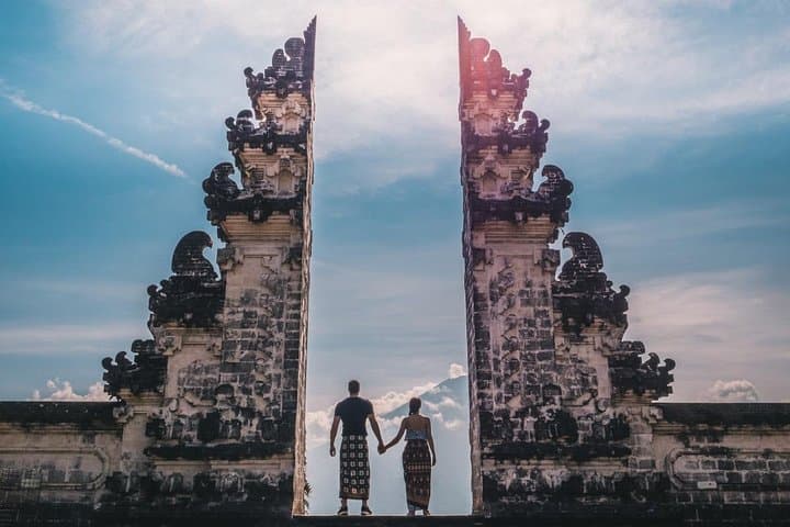 Lempuyang Temple Tour: Mount Agung Gateways, Tirta Gangga & Virgin Beach photo 1