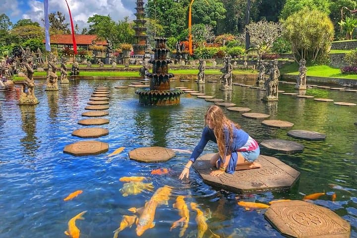 Lempuyang Temple Tour: Mount Agung Gateways, Tirta Gangga & Virgin Beach photo 2