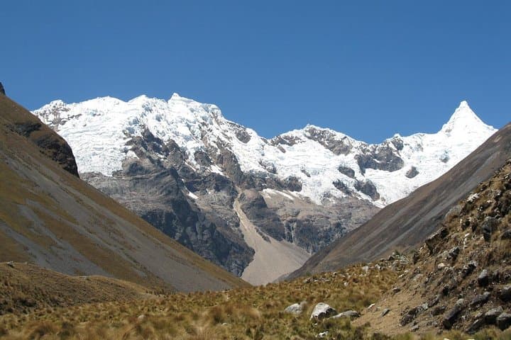 Alpamayo Trek 12-Day Circuit: High Passes, Laguna 69 & Community Support photo 5