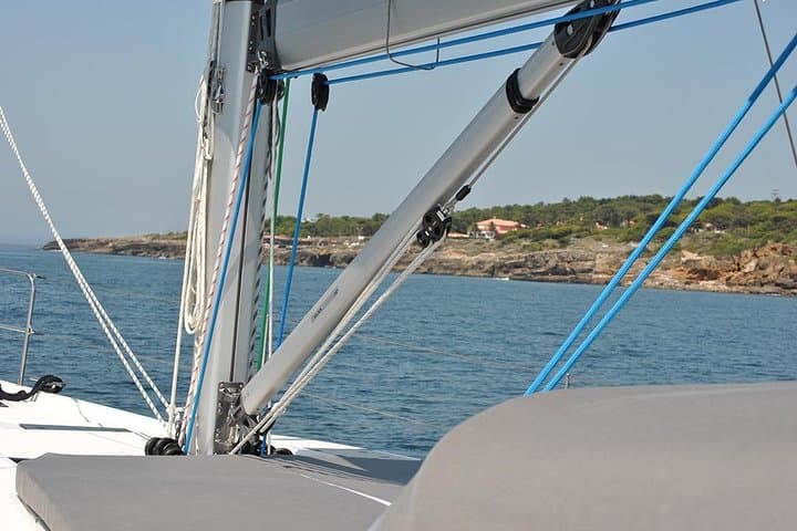 Cascais Private Sailing Cruise: 2-Hour Coastal Sail with Drink photo 2