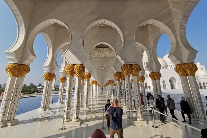 Abu Dhabi Full-Day Tour from Dubai with Louvre Museum Ticket photo 5