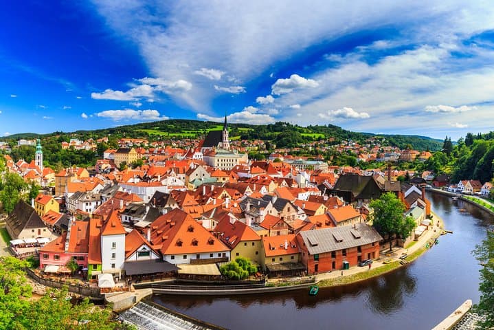 Day Trip from Prague: Mauthausen Memorial and Cesky Krumlov Private Tour photo 3