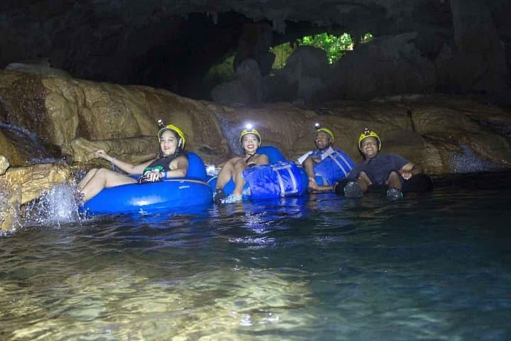 Belize City Cave Tubing and Zipline Adventure photo 4