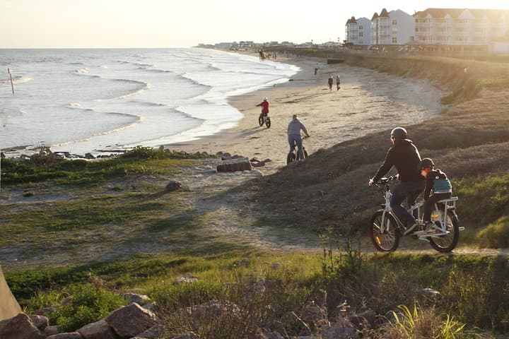 Pedal and Breeze