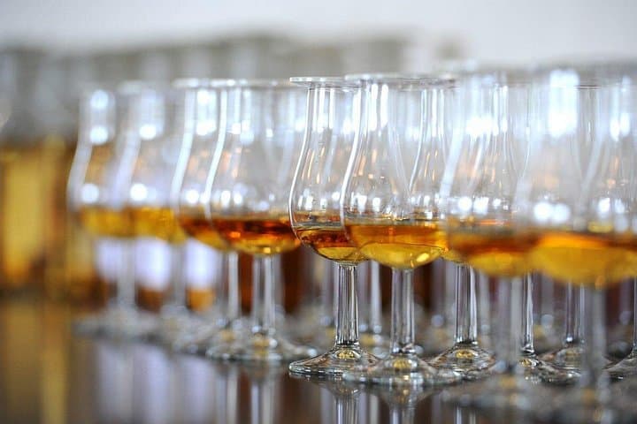 Glenmorangie Distillery Tour, Loch Fleet & Dornoch: Small-Group Highlands Day Trip