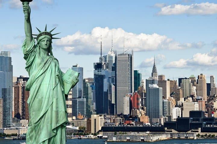 Luxury Private Transfer from New York City to LaGuardia Airport (LGA) photo 3