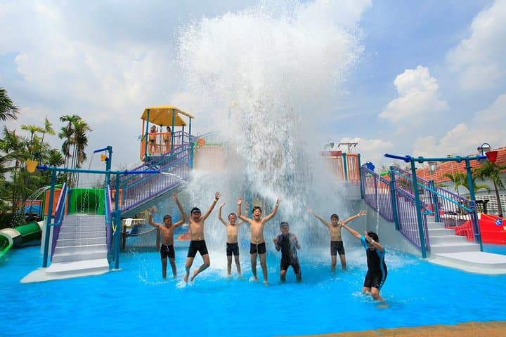 Siam Amazing Park: Bangkok's Giant Wave Pool & Full-Day Amusement Experience photo 2