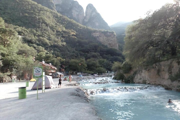 Grutas de Tolantongo Hot Springs: Thermal Pools, River Canyons & Hanging Bridge photo 6