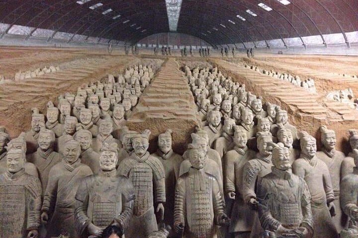 Bullet Train from Chengdu to Xi'an: Terracotta Warriors & City Wall Day Trip photo 1