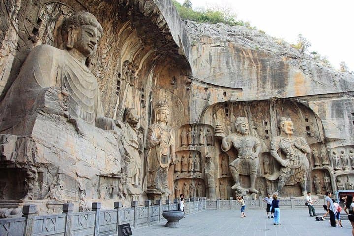 2-Day Shaolin Temple & Longmen Grottoes Private Tour from Chengdu photo 5