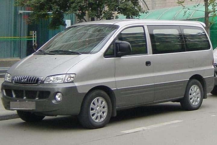 Guilin to Yangshuo Transfer: Scenic 90-Minute Drive Through Karst Countryside photo 2