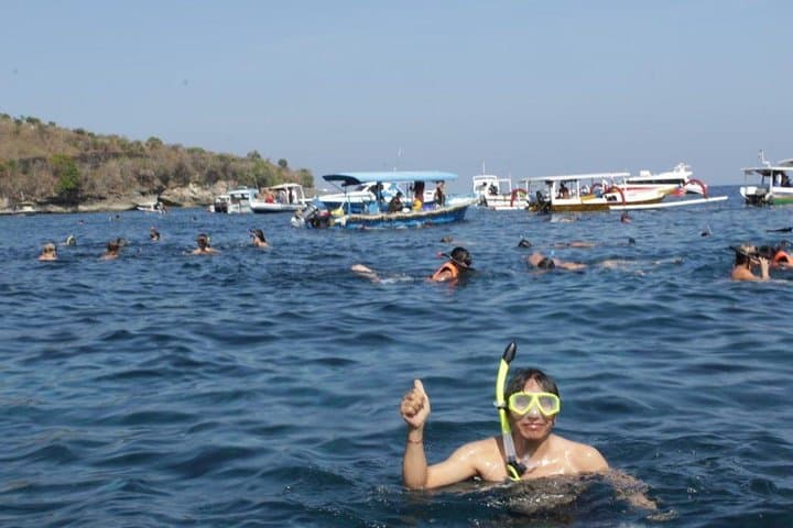 Nusa Penida Day Trip: Snorkel Manta Bay, Crystal Bay & Kelingking Viewpoint photo 2