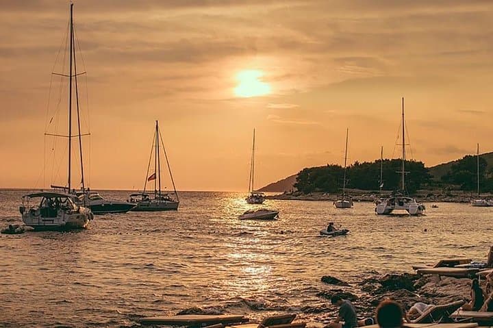 Hvar Nightlife Speedboat Party from Split & Trogir photo 6