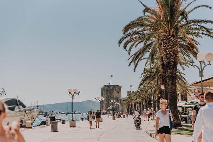 Blue Lagoon & Trogir Speedboat Tour from Split: Swim, Snorkel & Island Village Escape photo 5