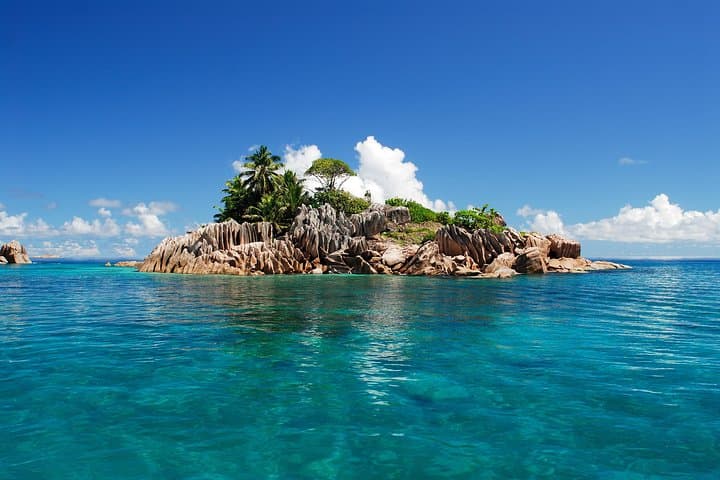 Praslin Full-Day Excursion: Cousin, Curieuse & St. Pierre Islands Boat Tour photo 3