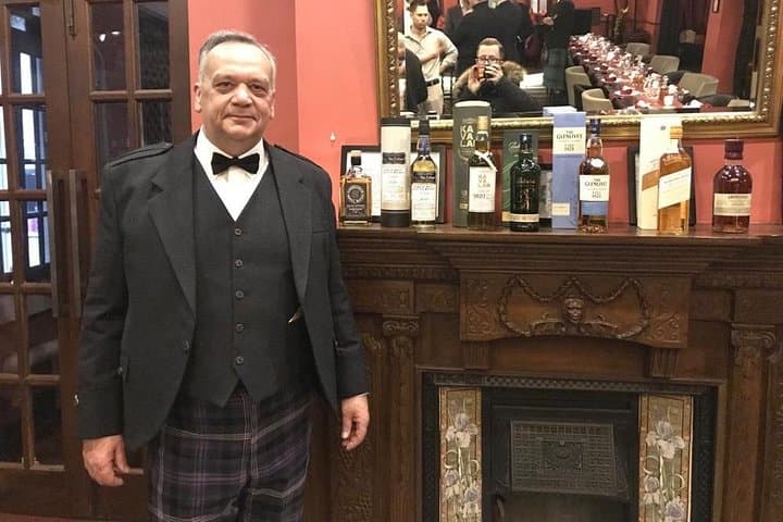 Scottish Castles and Whisky: Private Day Tour from Edinburgh photo 3