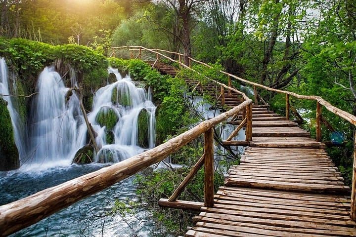 Plitvice Lakes Day Trip from Zagreb: Private Guided Tour to Waterfalls and Boardwalks photo 2