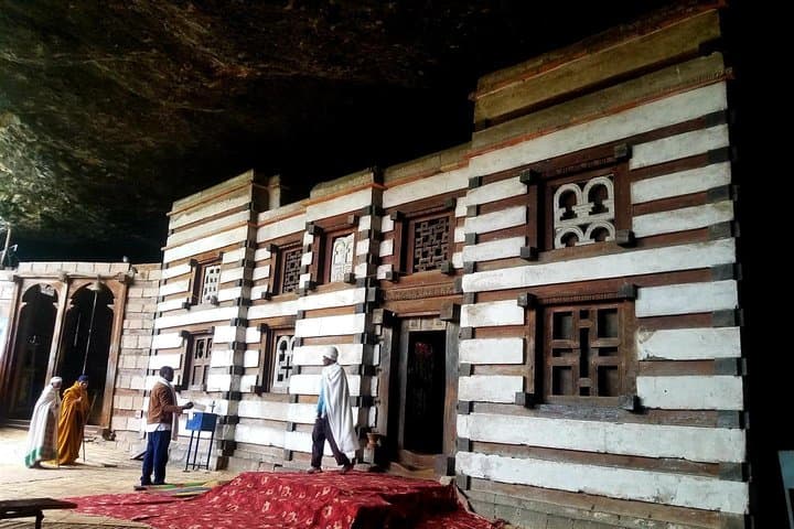 Lalibela & Danakil: 6-Day Historical Adventure Tour to Rock Churches and Erta Ale