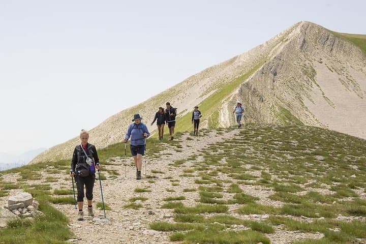 Hike to Lake Pilato: Glacial Valley Trek in the Sibillini Mountains photo 4