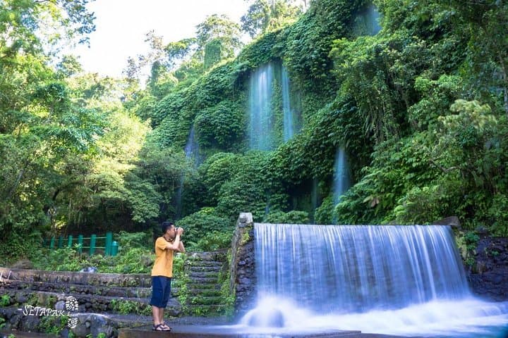 Lombok Shore Excursion: Benang Kelambu, Sukarara & Banyumulek in a Day photo 4